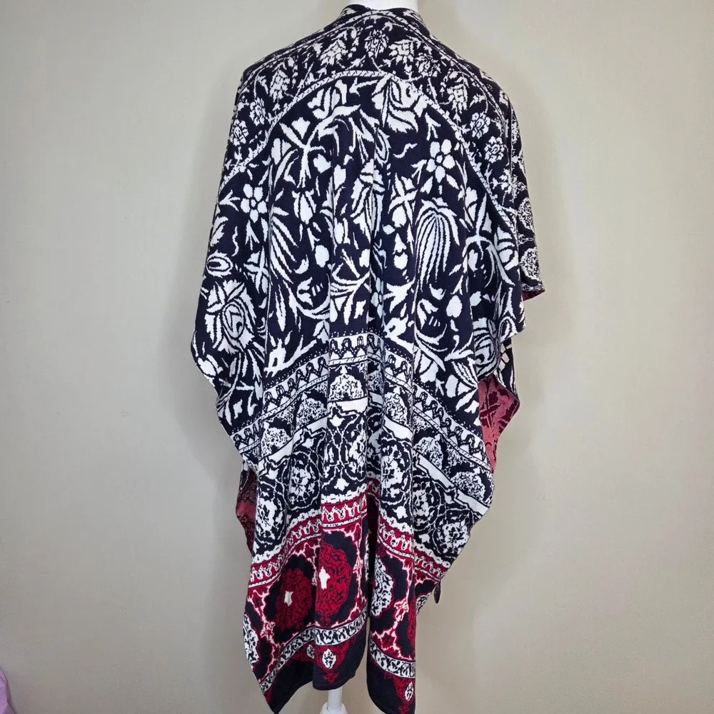 Chicos Navy Blue Red‎ Floral Silk Cotton Knit Kimono Wrap Shawl One Size